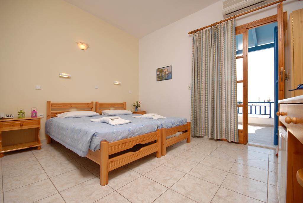 Naxos City Hotel Zeus מראה חיצוני תמונה